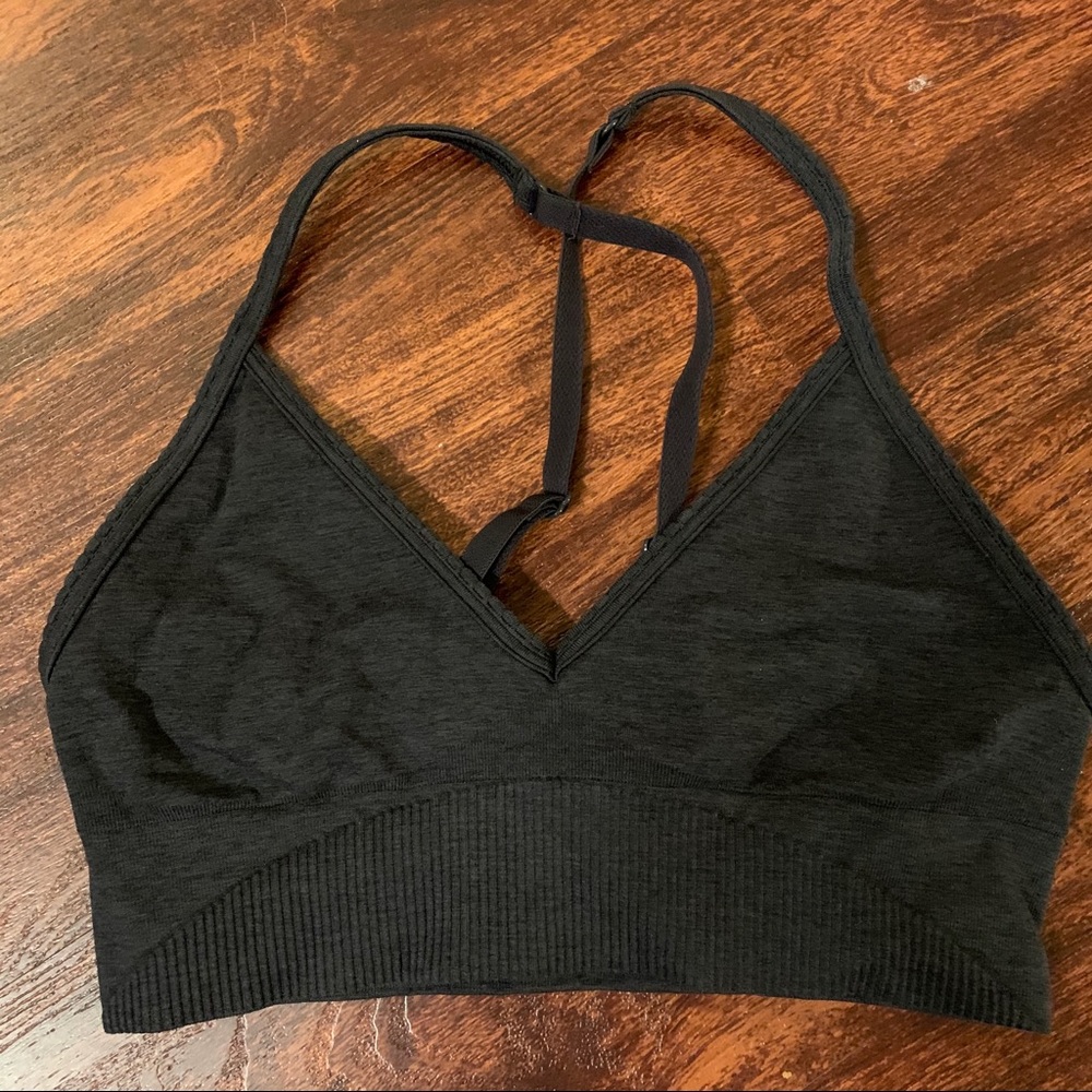 Lululemon ebb to street bra
